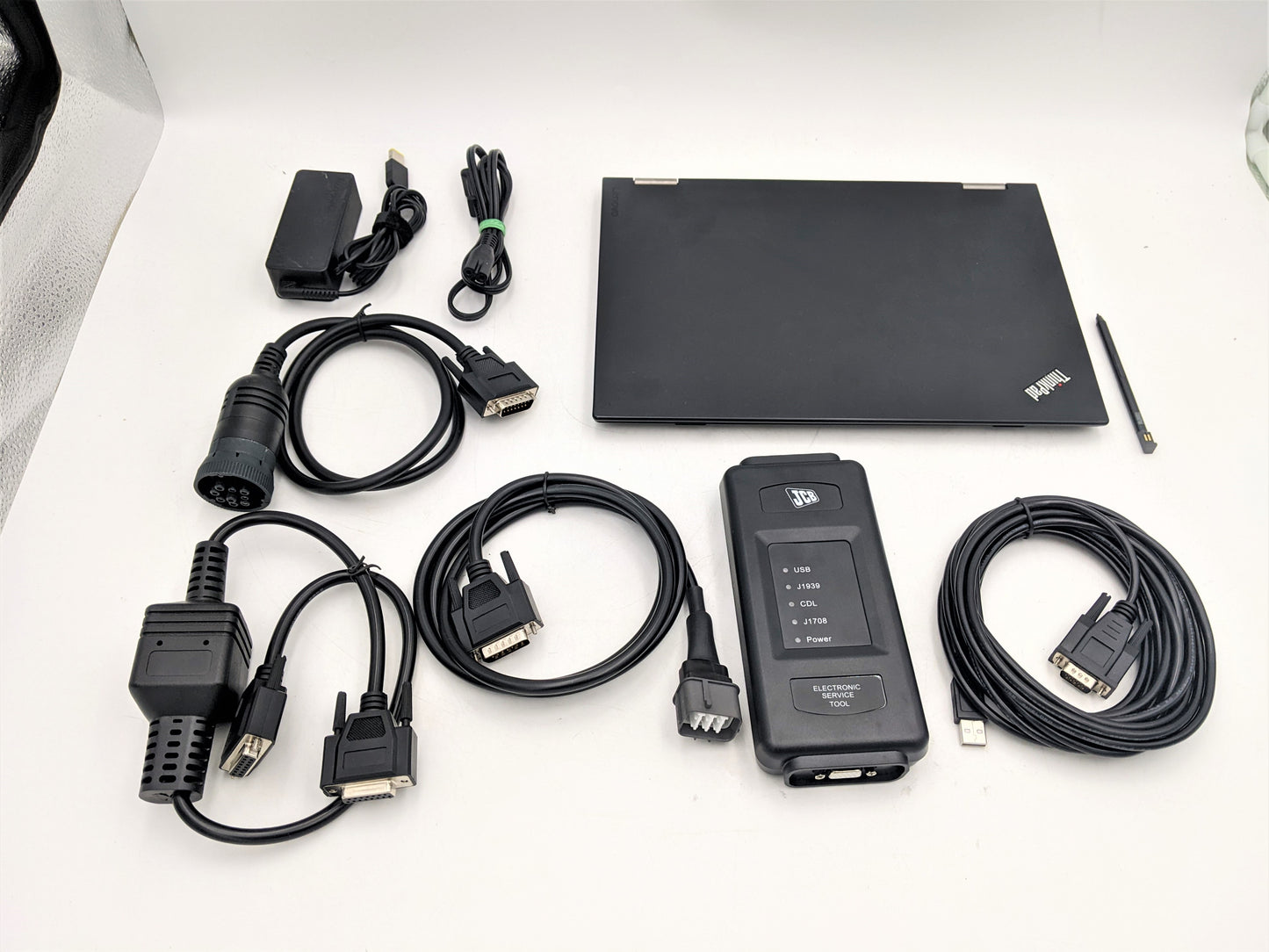Diagnostic Kit JCB Service Master 4 v21.4 w/ JCB DLA ADAPTER(Black)