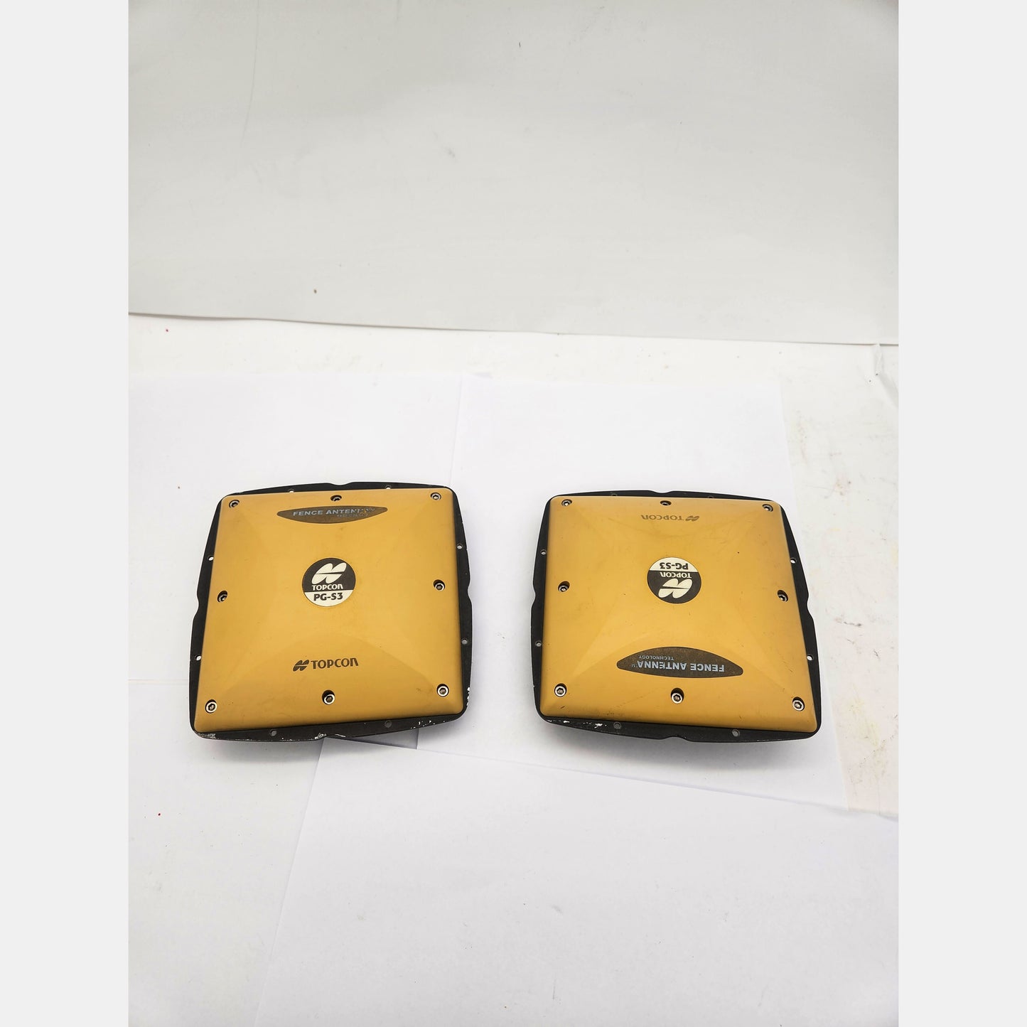 Lot of TWO TOPCON PG-S3 Fence Antenna GPS GLONASS 01-100301-03