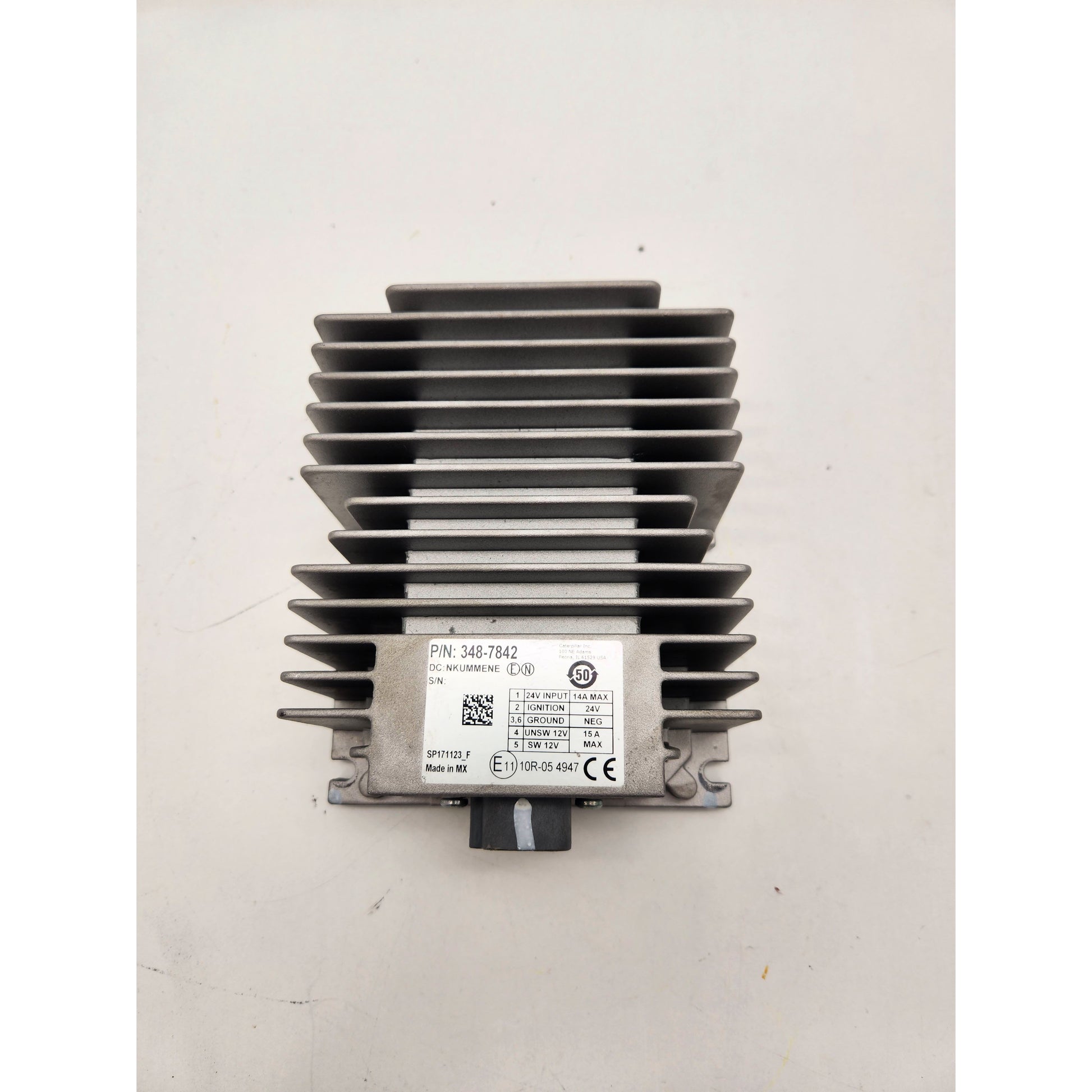 Top view of CAT 348-7842 heavy duty aluminum heat sink housing.