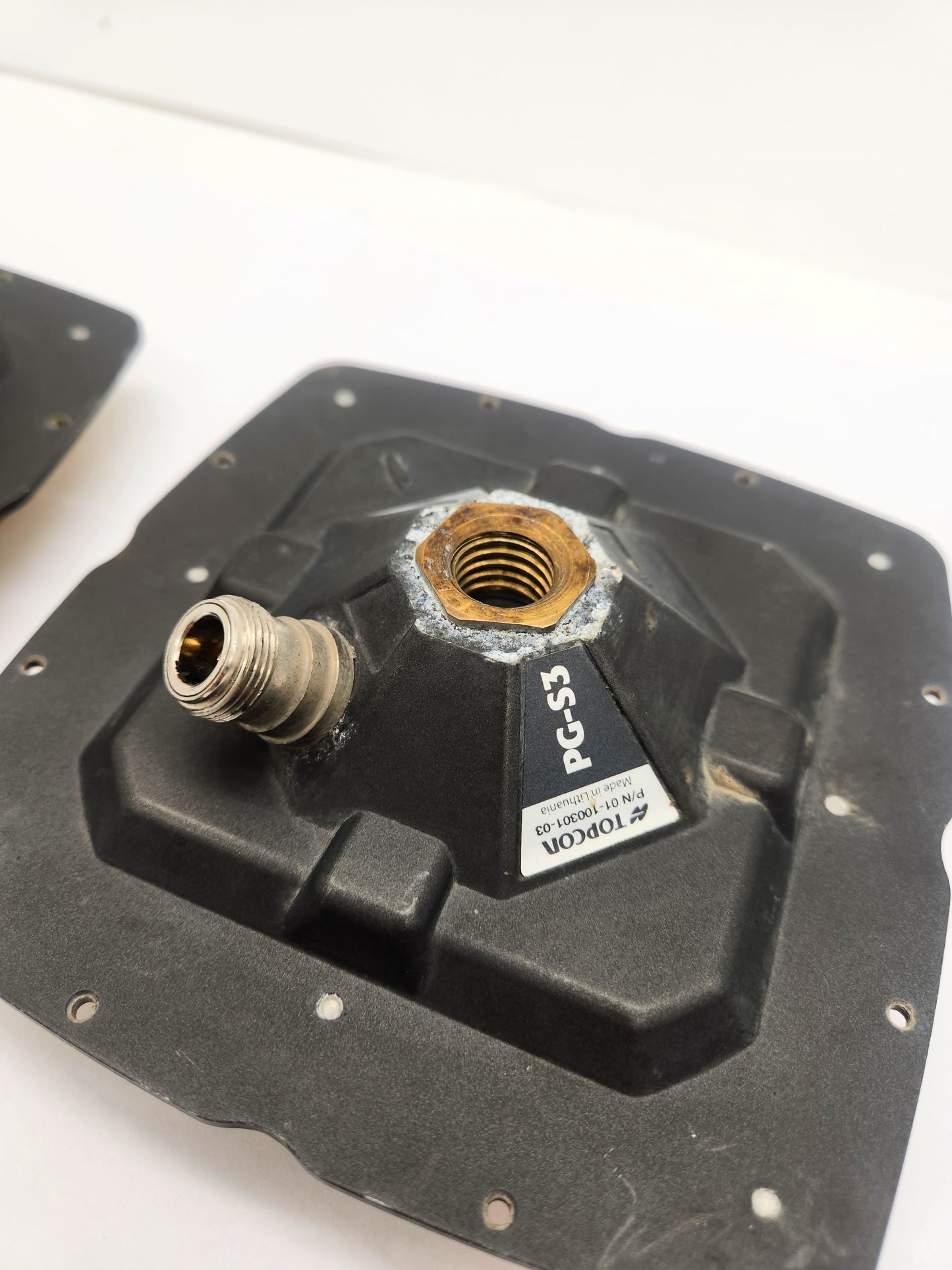 Lot of TWO TOPCON PG-S3 Fence Antenna GPS GLONASS 01-100301-03