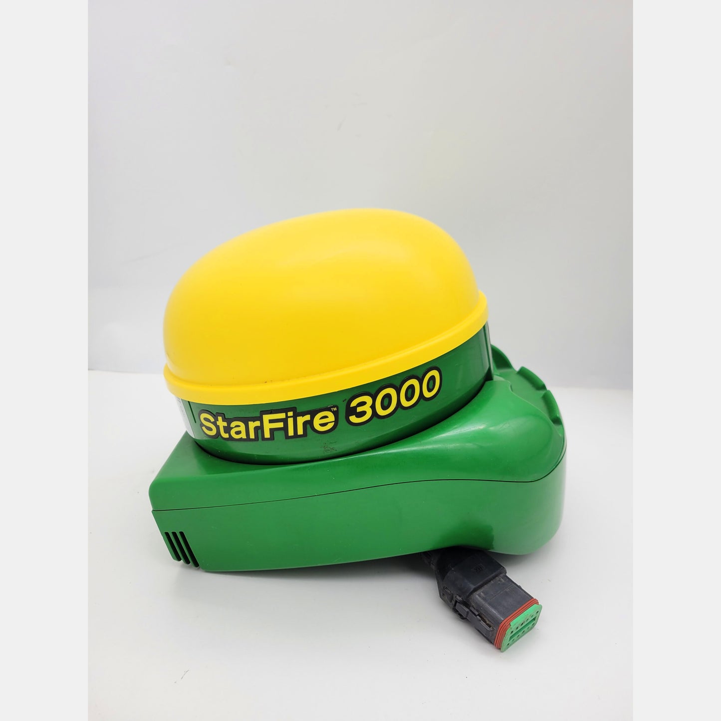 John Deere StarFire 3000 SF3000 GPS Receiver front view PFP12589.