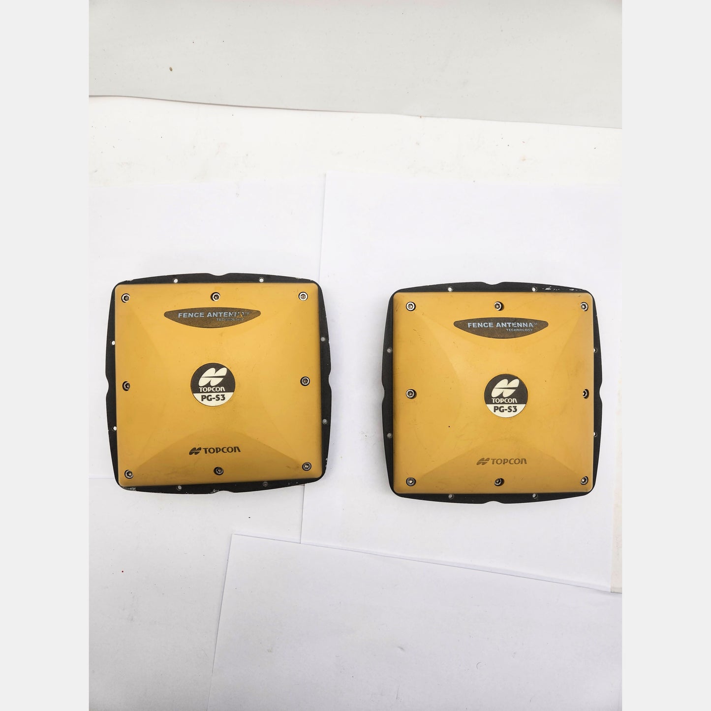 Lot of TWO TOPCON PG-S3 Fence Antenna GPS GLONASS 01-100301-03