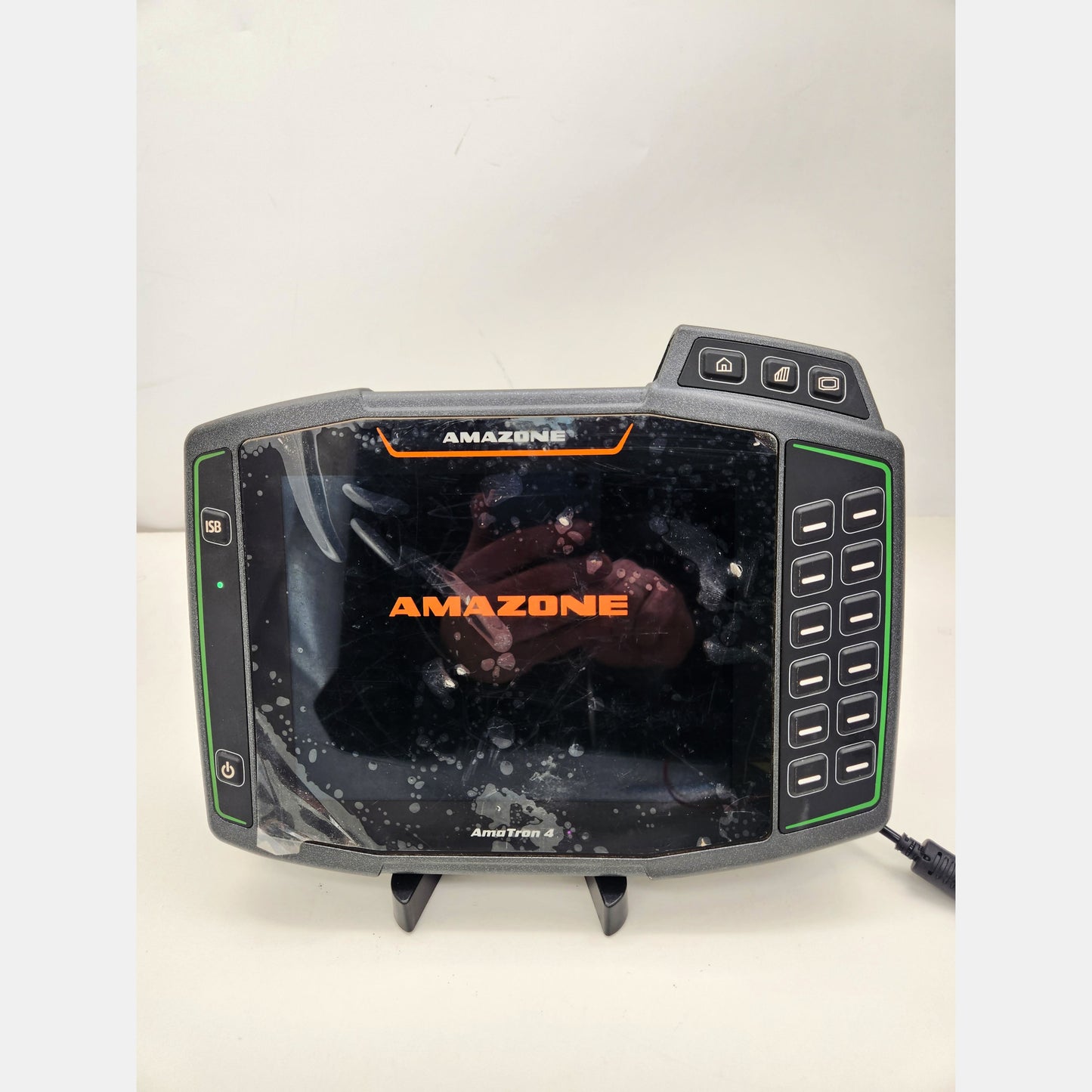 Amazone AmaTron 4 ISOBUS terminal with active GPS licenses list.