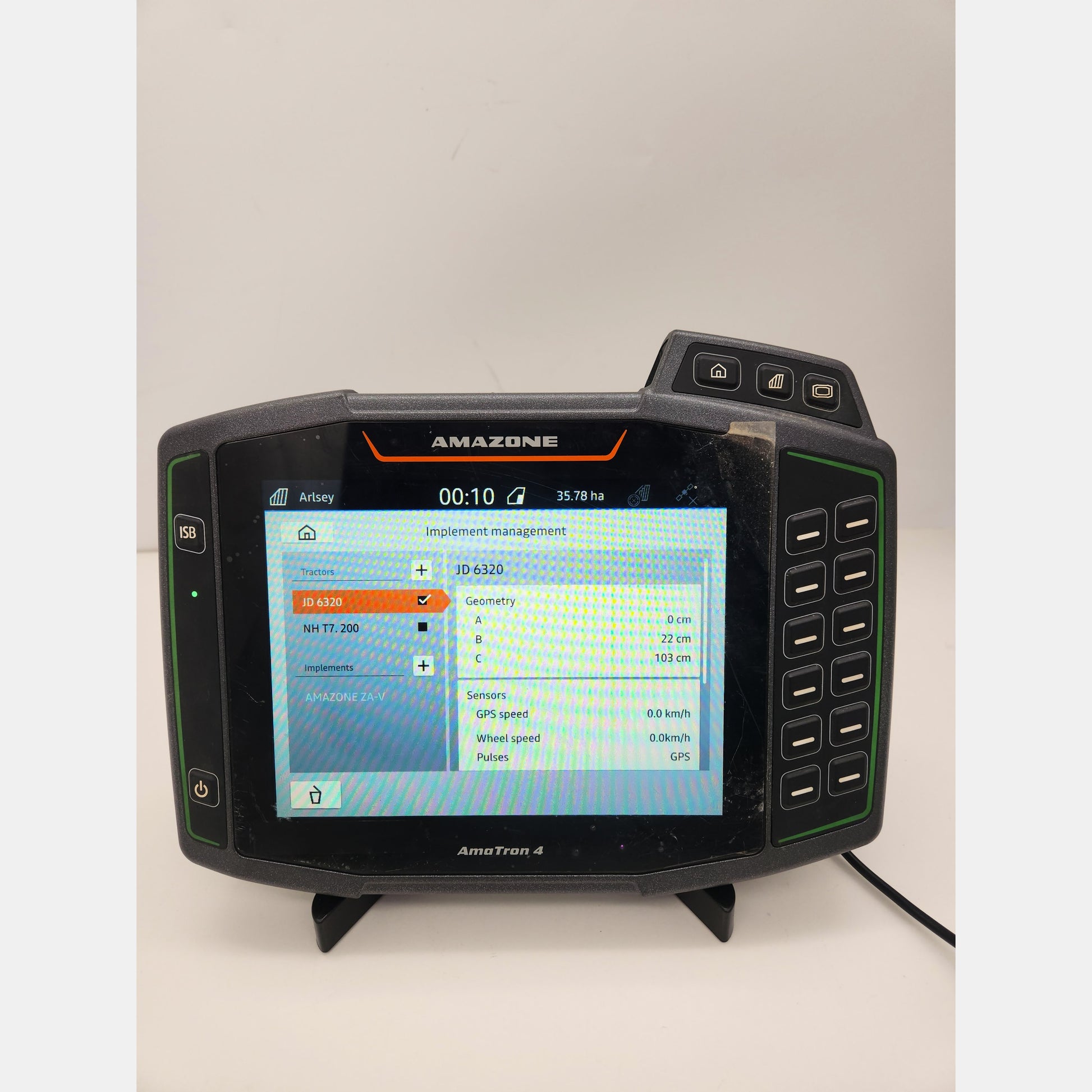 Amazone AmaTron 4 ISOBUS terminal with active GPS licenses list.