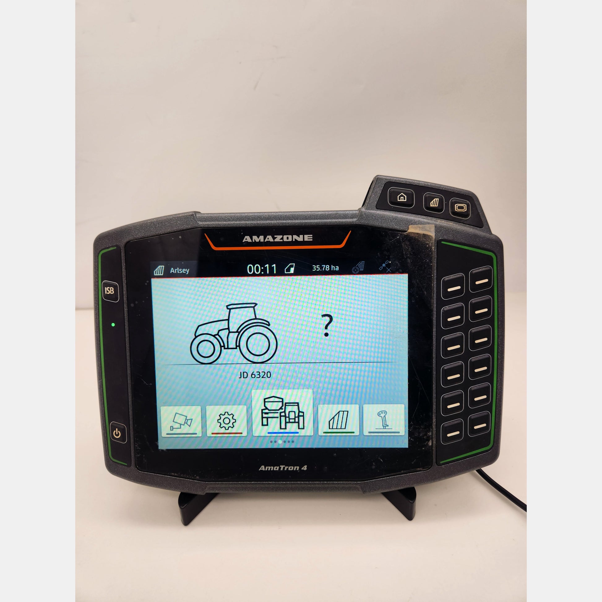 Amazone AmaTron 4 ISOBUS terminal with active GPS licenses list.