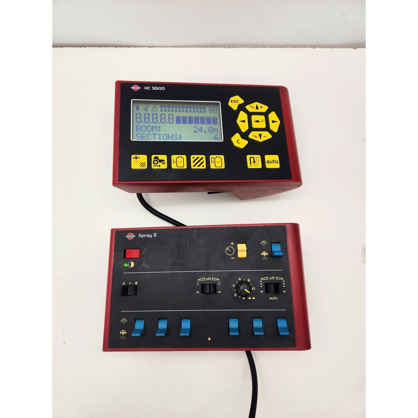 Hardi Spraybox II unit with toggle switches for boom sections.