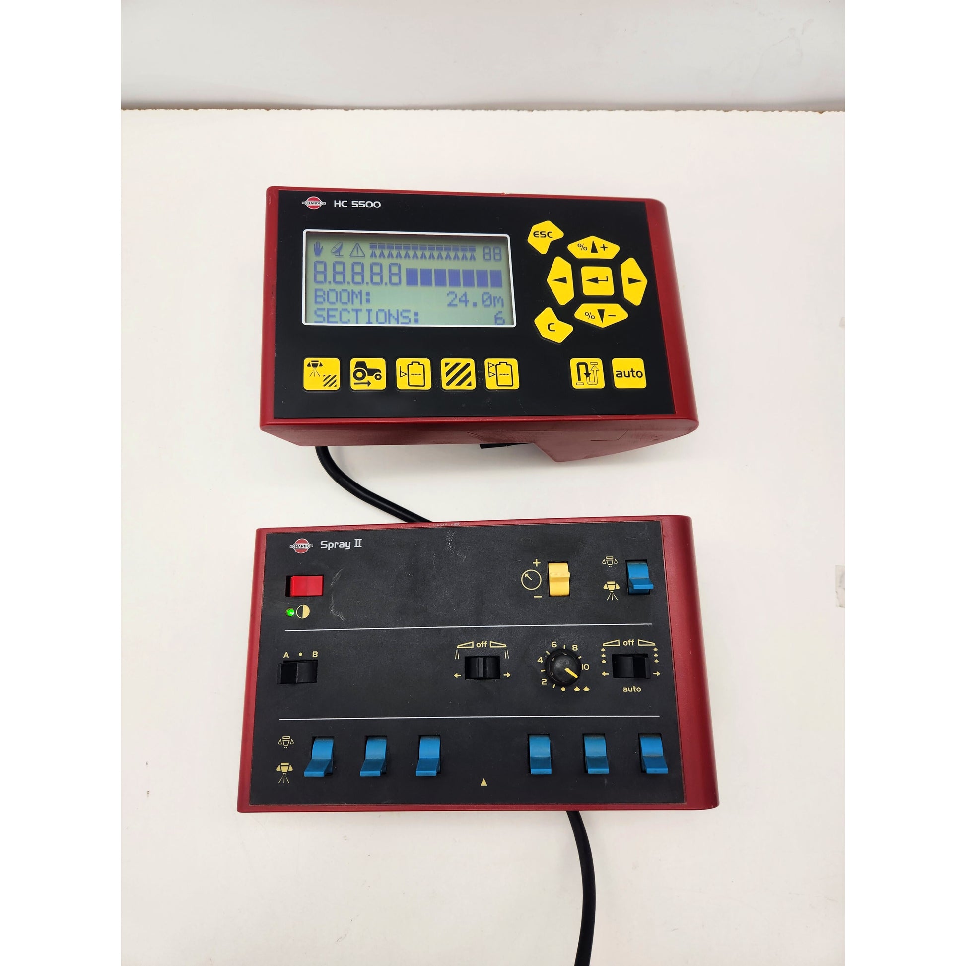 Hardi Spraybox II unit with toggle switches for boom sections.