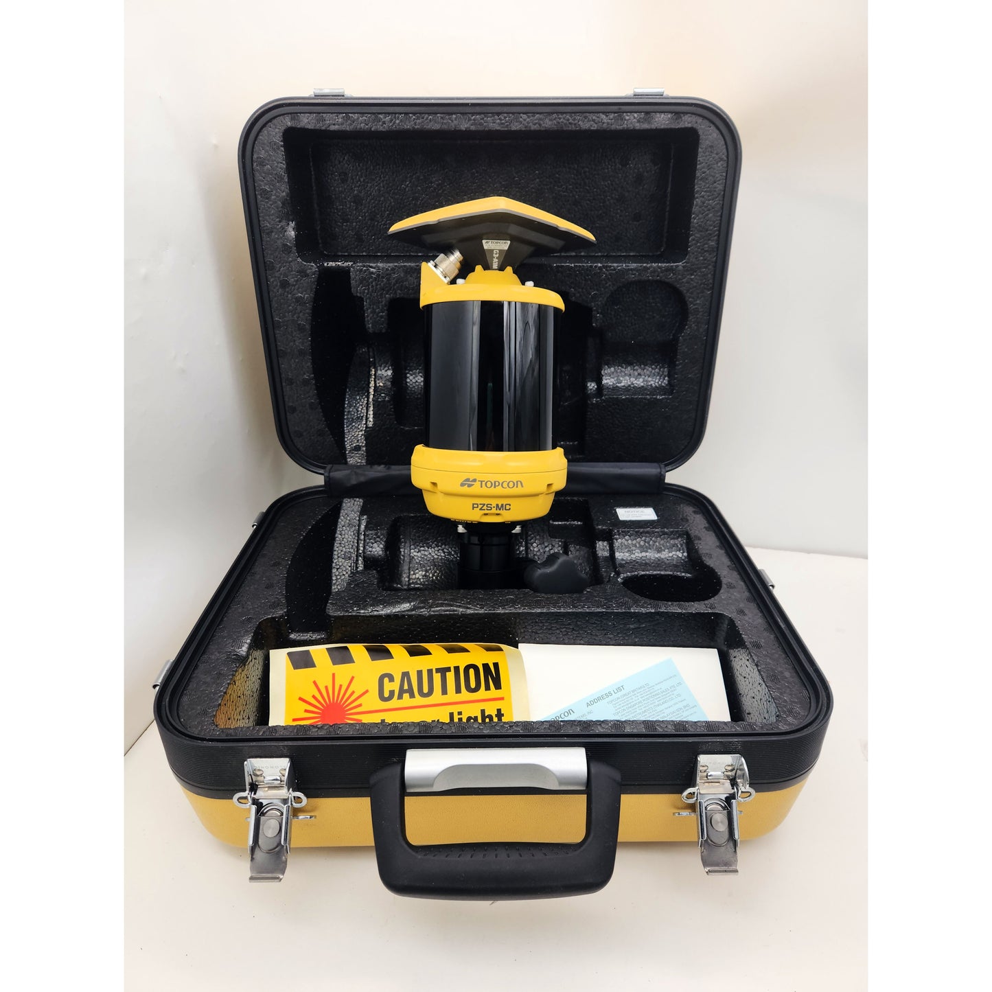 Topcon PZS-MC and G3-A1M kit in case, like new condition without scratches.