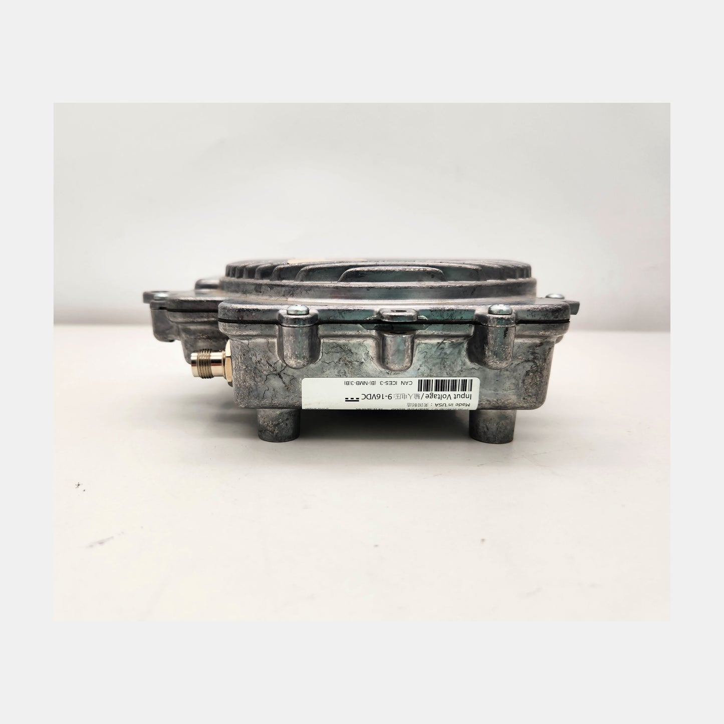 PFA12409 John Deere StarFire 6000 Integrated Receiver front view