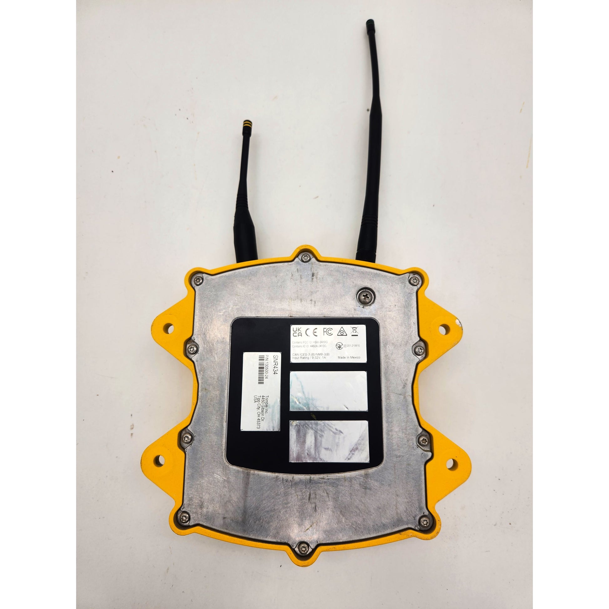 Bottom label of Trimble SNR434 with Part Number 130500-24