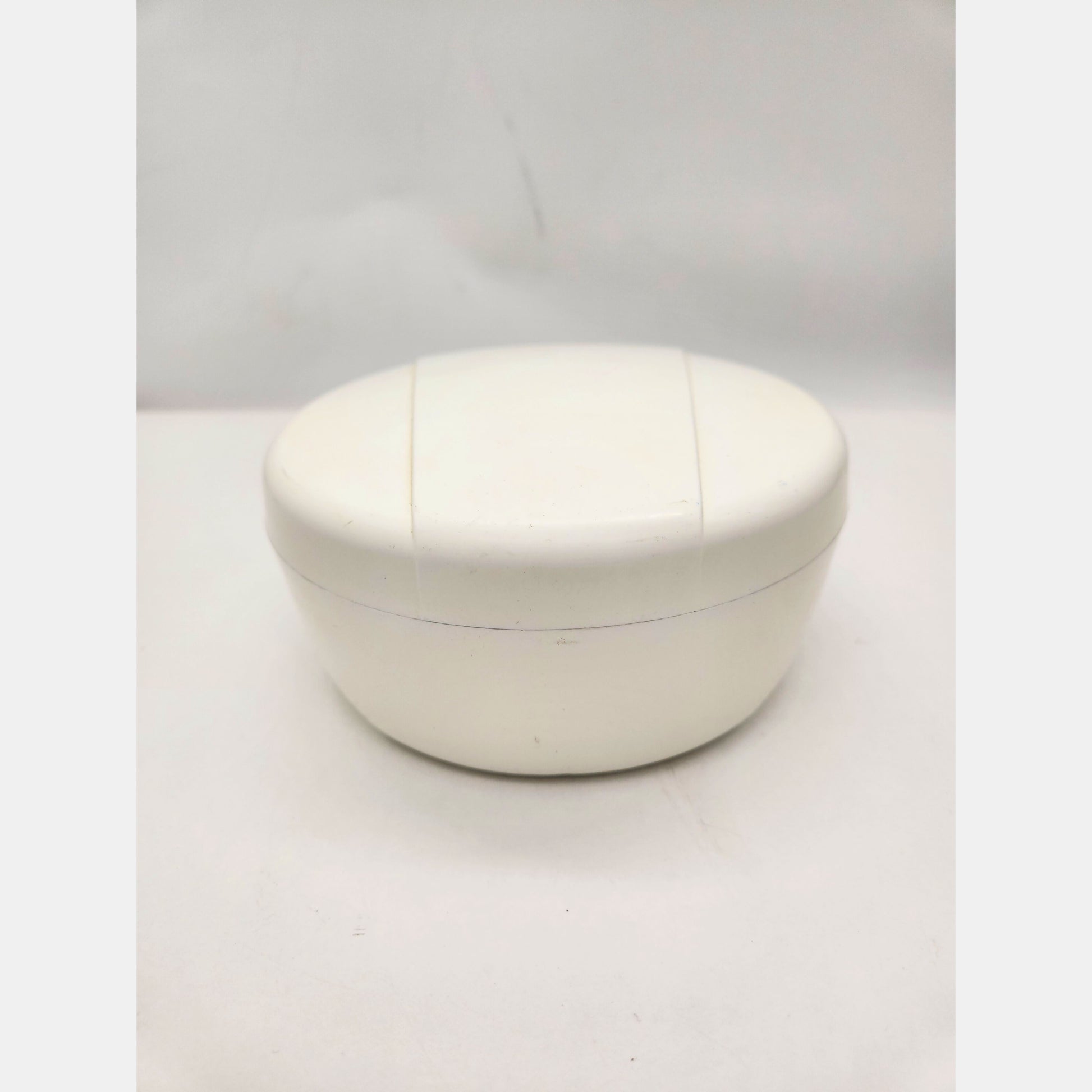 Front and side view of NovAtel Smart6 GNSS Antenna