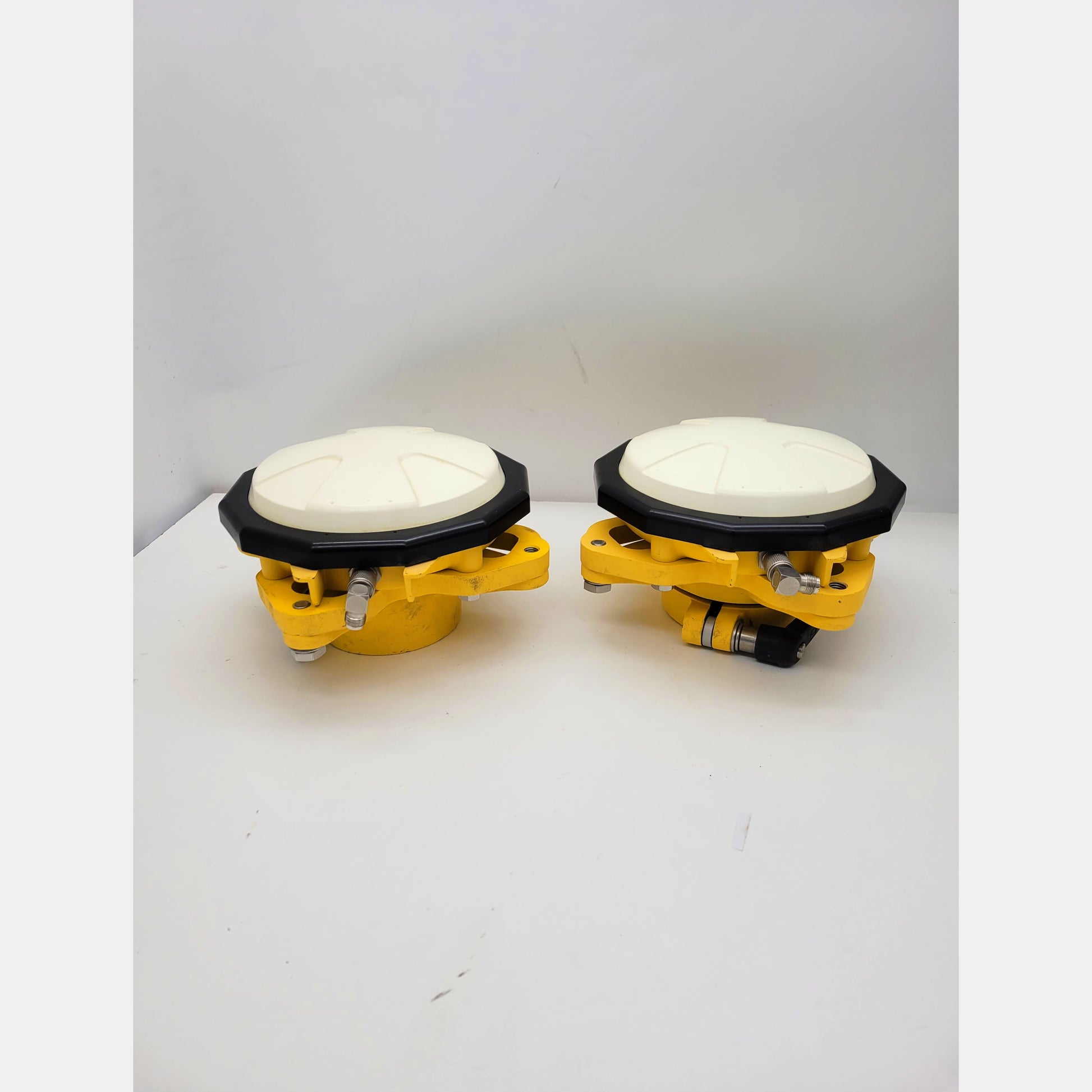 Set of two Trimble Zephyr 3 Rugged GNSS antennas (Lot of 2)